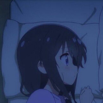 穿巨大吊牌衣服拍照